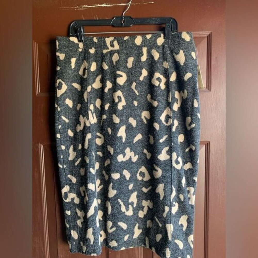 ANTHROPOLOGY NWT Skirt Size Xl